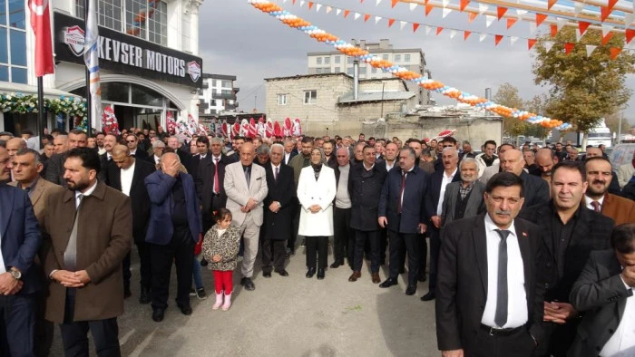 Van TV yeni vizyonuyla yeniden yayında