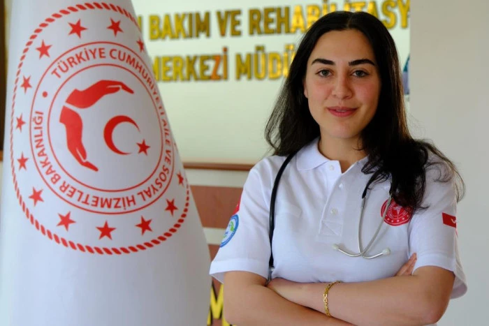 Van'da bayram öncesi huzurevi sakinlerine sağlık hizmeti