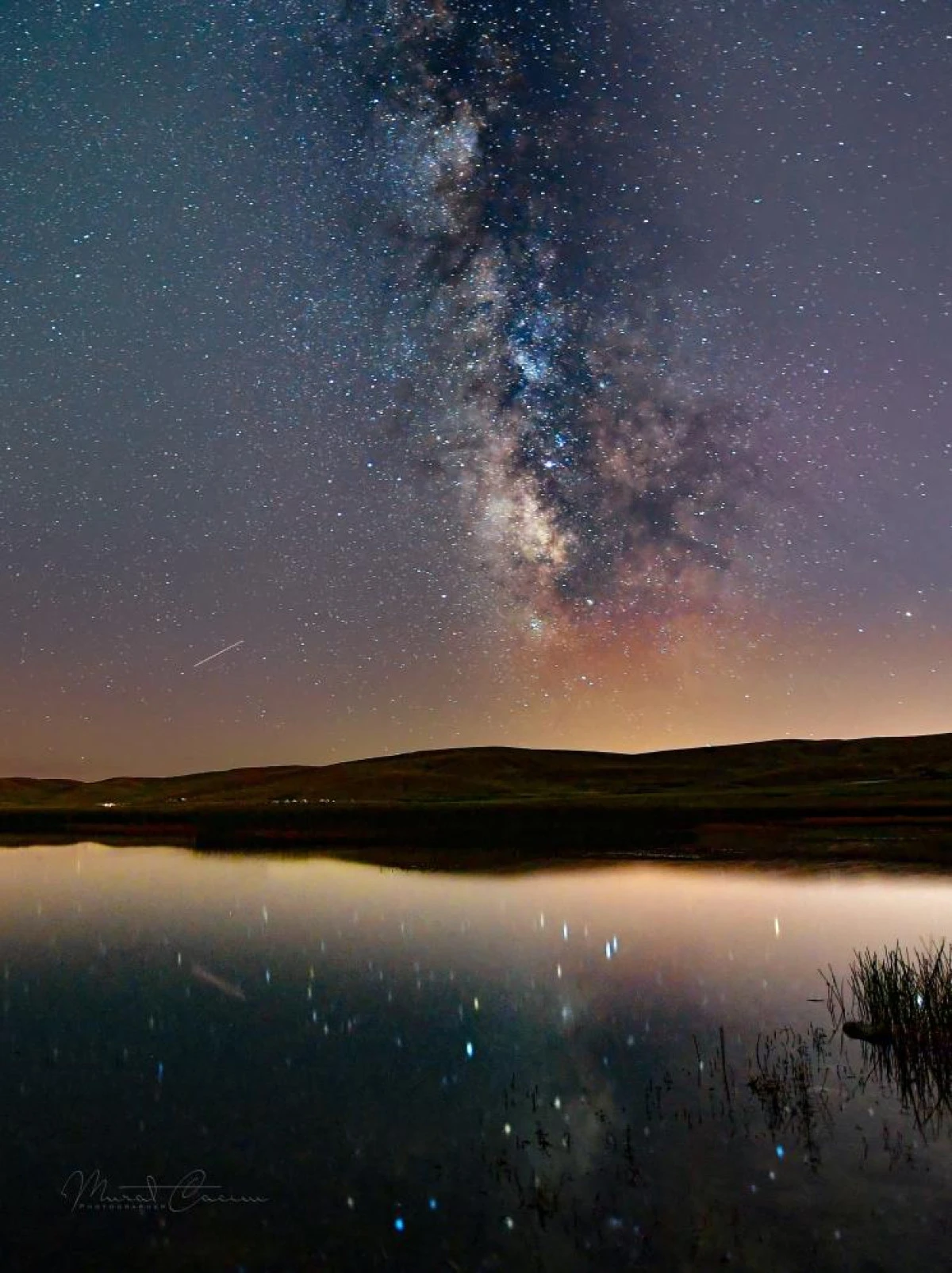 Van&rsquo;da doğa fotoğraf&ccedil;ıları Perseid meteor yağmurunu g&ouml;zlemledi
