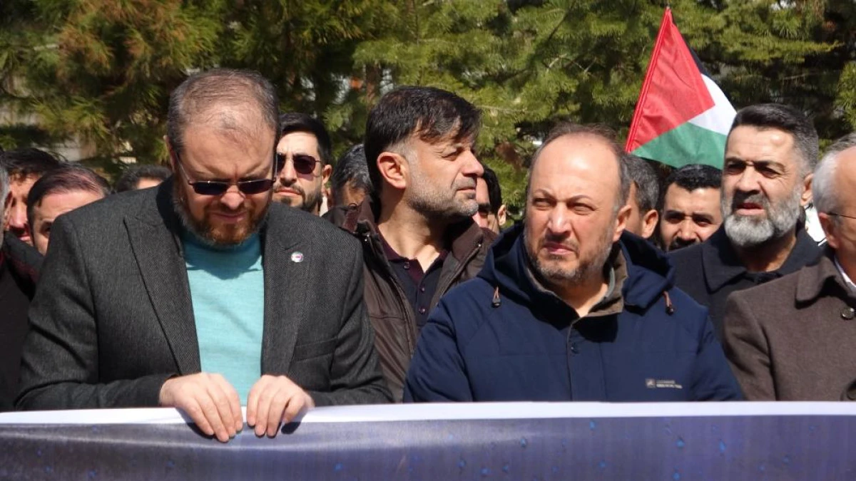 Van'da "D&uuml;nya Kud&uuml;s G&uuml;n&uuml;" a&ccedil;ıklaması