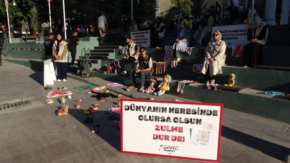 Van'da Gazze için anlamlı sergi