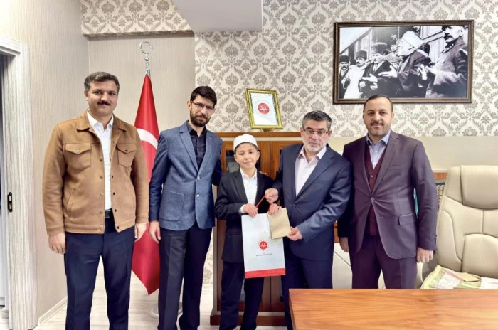 Van'da hafızlıkta bir ilk: 90 günde hafız oldu