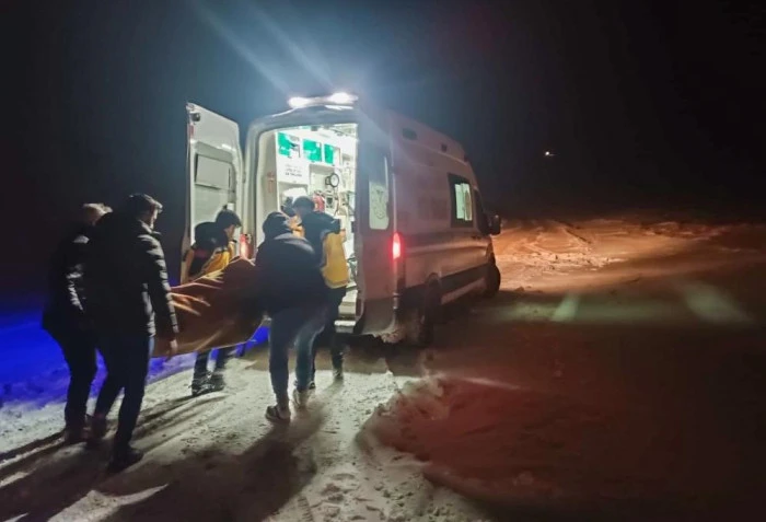 Van'da hasta ve mahsur kalanlar belediyenin &ccedil;abasıyla kurtarıldı