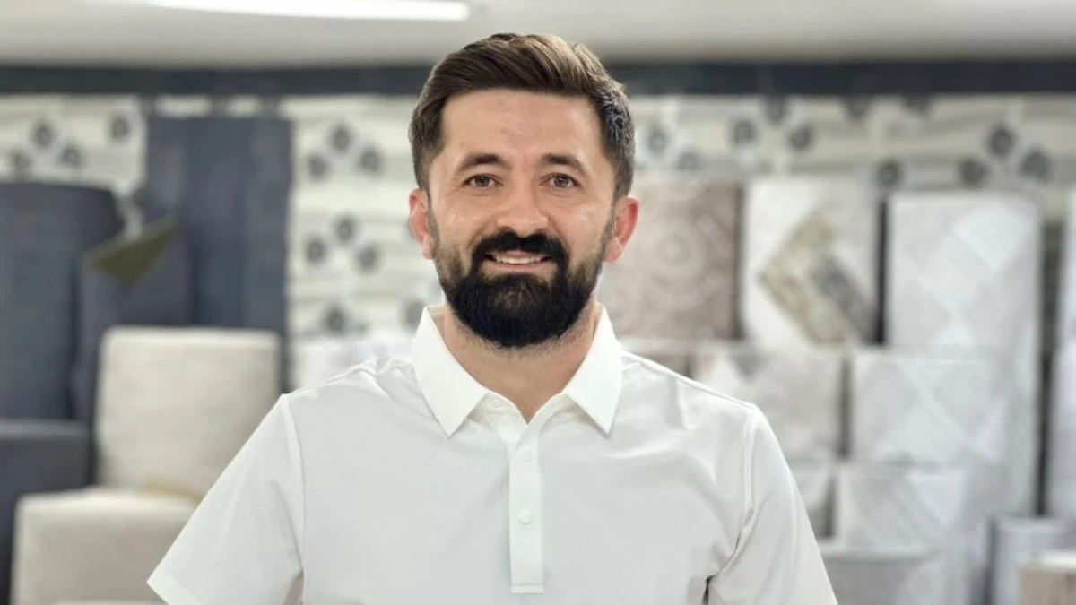 Van'da işitme engelli m&uuml;şteriyle halaylı pazarlık g&uuml;l&uuml;msetti