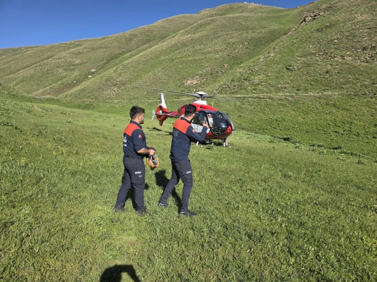 Van'da kayalıklarda mahsur kalan şahıs kurtarıldı
