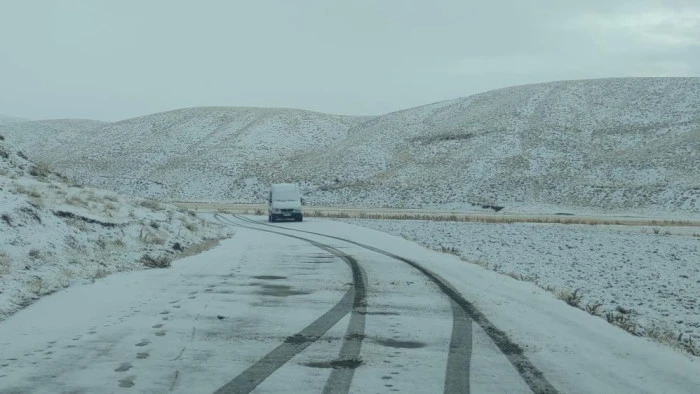 Van'da kış yüzünü gösterdi: Erek Dağı ve çevresi beyaza büründü