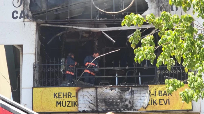 Van'da korkutan iş yeri yangını