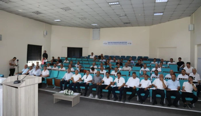 Van’da otobüs şoförlerine iş sağlığı ve güvenliği eğitimi verildi