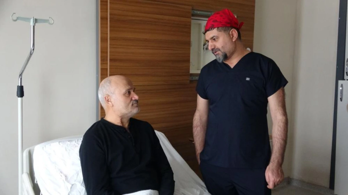 Van'da riskli glomus t&uuml;m&ouml;r&uuml; ameliyatı başarıyla ger&ccedil;ekleştirildi