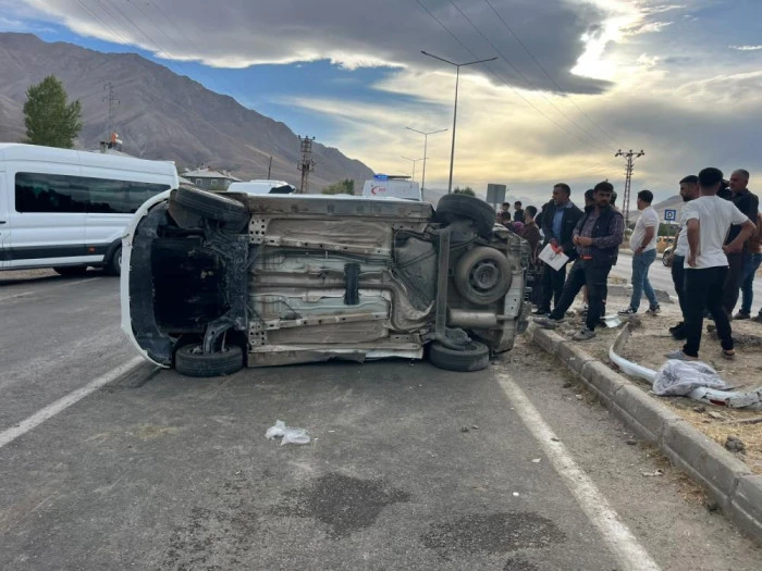 Van&rsquo;da trafik kazası: 3 yaralı