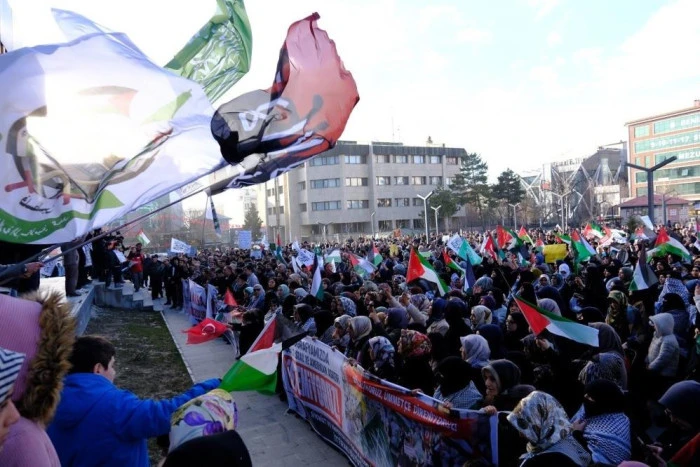 Van&rsquo;daki STK&rsquo;lardan İsrail&rsquo;e karşı ortak tepki