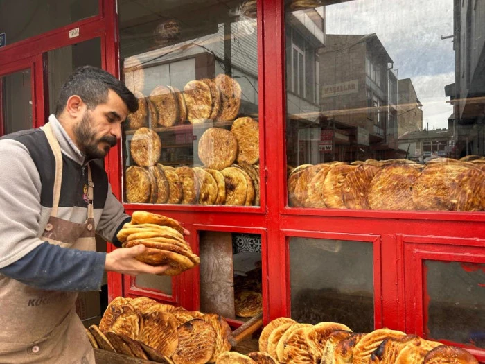 Van'dan T&uuml;rkiye'ye Ramazan lezzeti: Van &ccedil;&ouml;reği