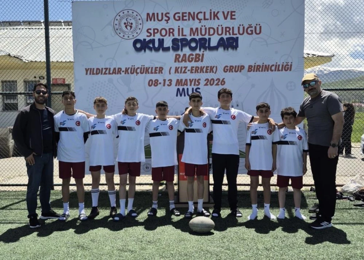 Vanlı eğitimciden şampiyonluklarla dolu 20 yıllık veda