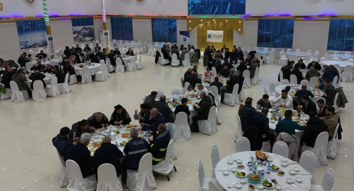 VEDAŞ, &ccedil;alışanlarıyla iftar sofrasında buluştu