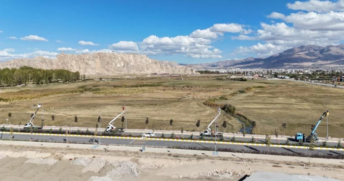 VEDAŞ&rsquo;tan g&uuml;nd&uuml;z yanan aydınlatma a&ccedil;ıklaması