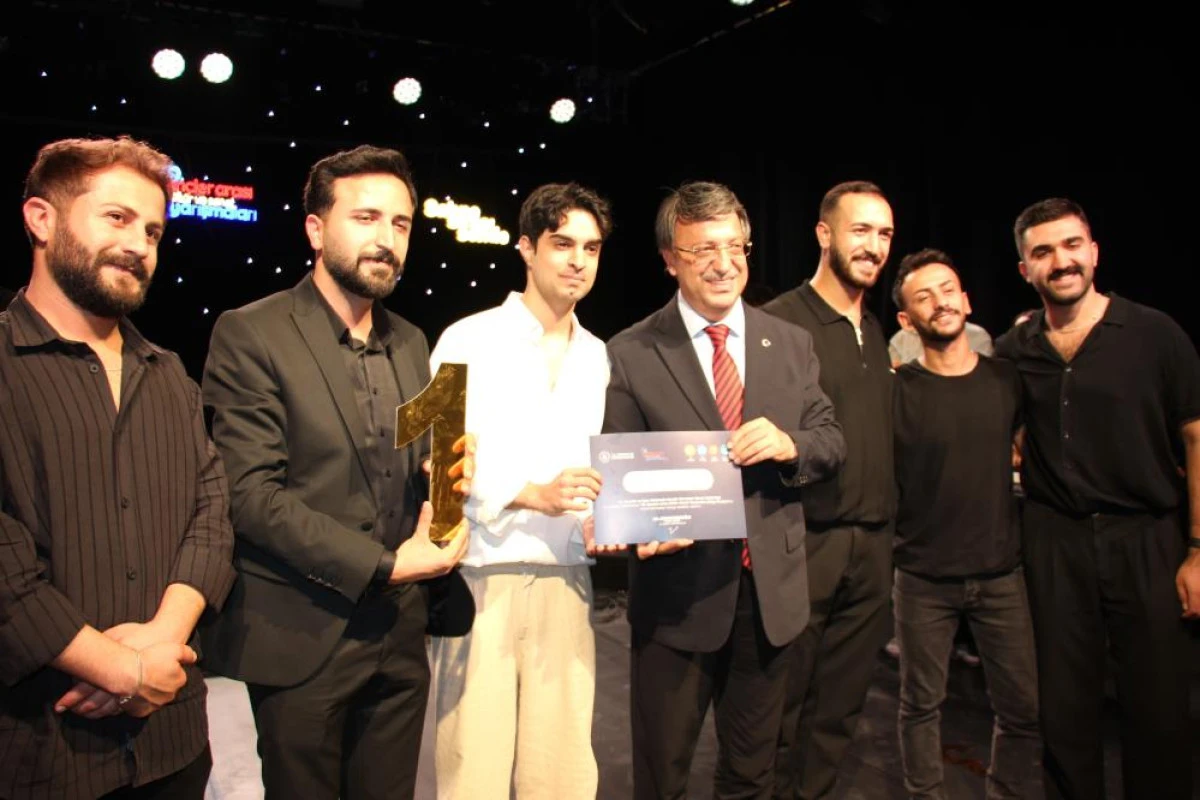 Yarışmacılar performanslarıyla hayran bıraktı