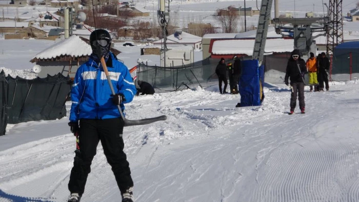 Yoğun kar yağışı Abalı Kayak Merkezi&rsquo;ni yeniden hareketlendirdi